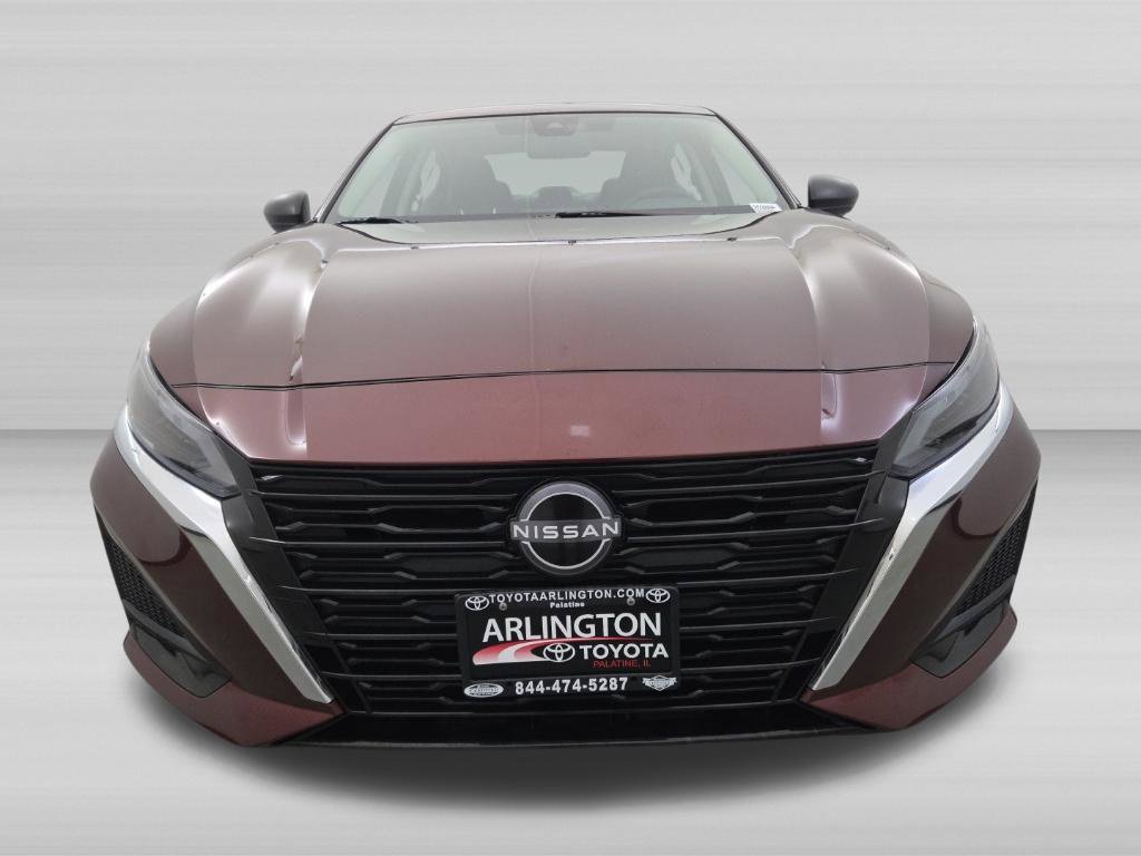Used 2025 Nissan Altima 2.5 SV FWD image 8