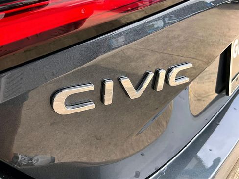 Certified 2023 Honda Civic Sport Touring image 31