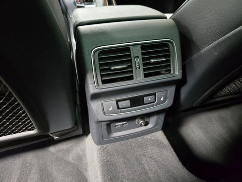 Used 2019 Audi Q5 2.0T Premium Plus w/ Premium Plus Package image 35