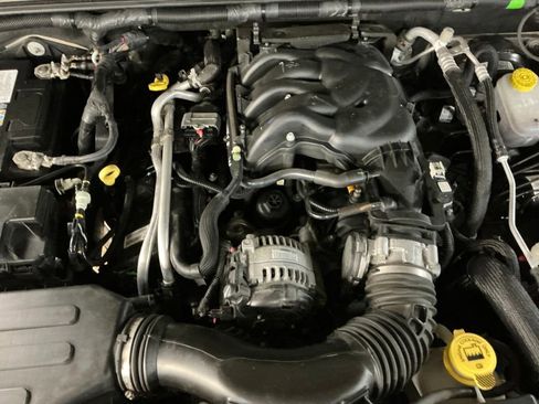 Used 2017 Jeep Wrangler Unlimited Rubicon image 20