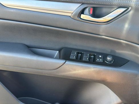 Certified 2025 MAZDA CX-5 AWD 2.5 S w/ Preferred Package image 8