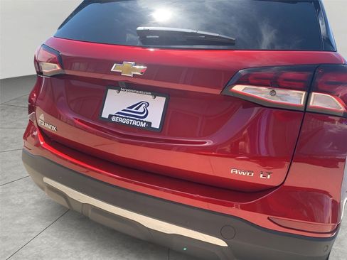 Certified 2024 Chevrolet Equinox LT w/ LPO, Floor Liner Package AWD/4WD image 27