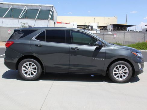Used 2020 Chevrolet Equinox LT FWD image 4