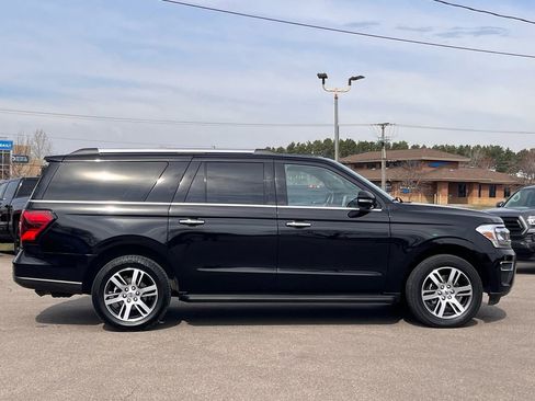 Used 2024 Ford Expedition Max Limited image 9