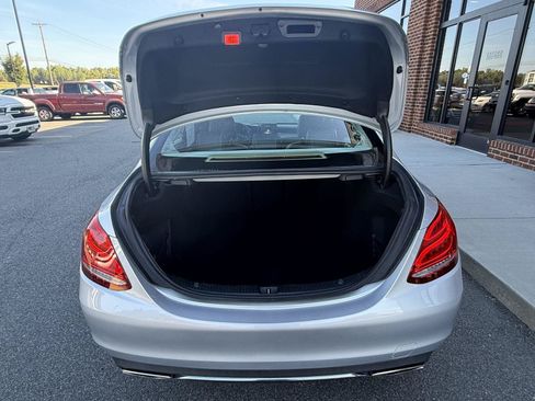 Used 2015 Mercedes-Benz C 300 Sedan image 23
