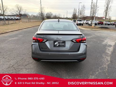 Certified 2025 Nissan Versa SR w/ Trunk Package image 8
