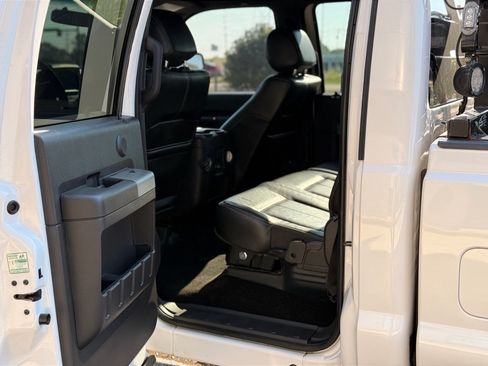 Used 2013 Ford F250 Lariat w/ Lariat Interior Pkg AWD/4WD image 7