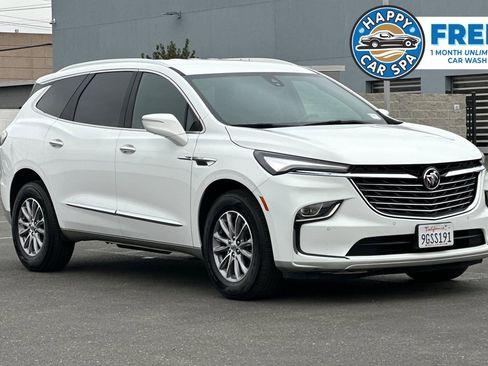 Used 2024 Buick Enclave Premium image 1