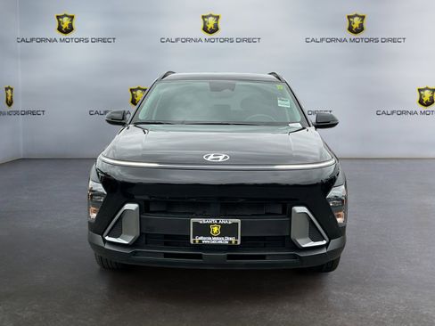 Used 2024 Hyundai Kona SEL FWD image 2