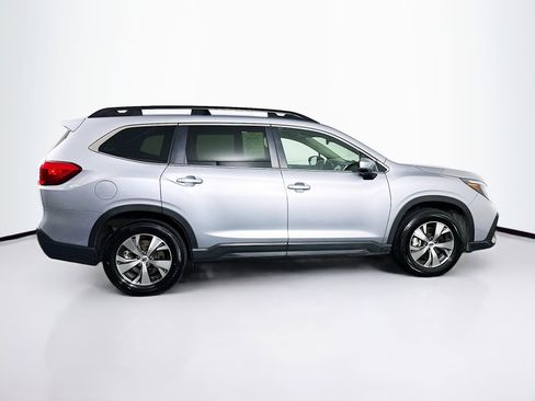 Used 2025 Subaru Ascent Premium image 10