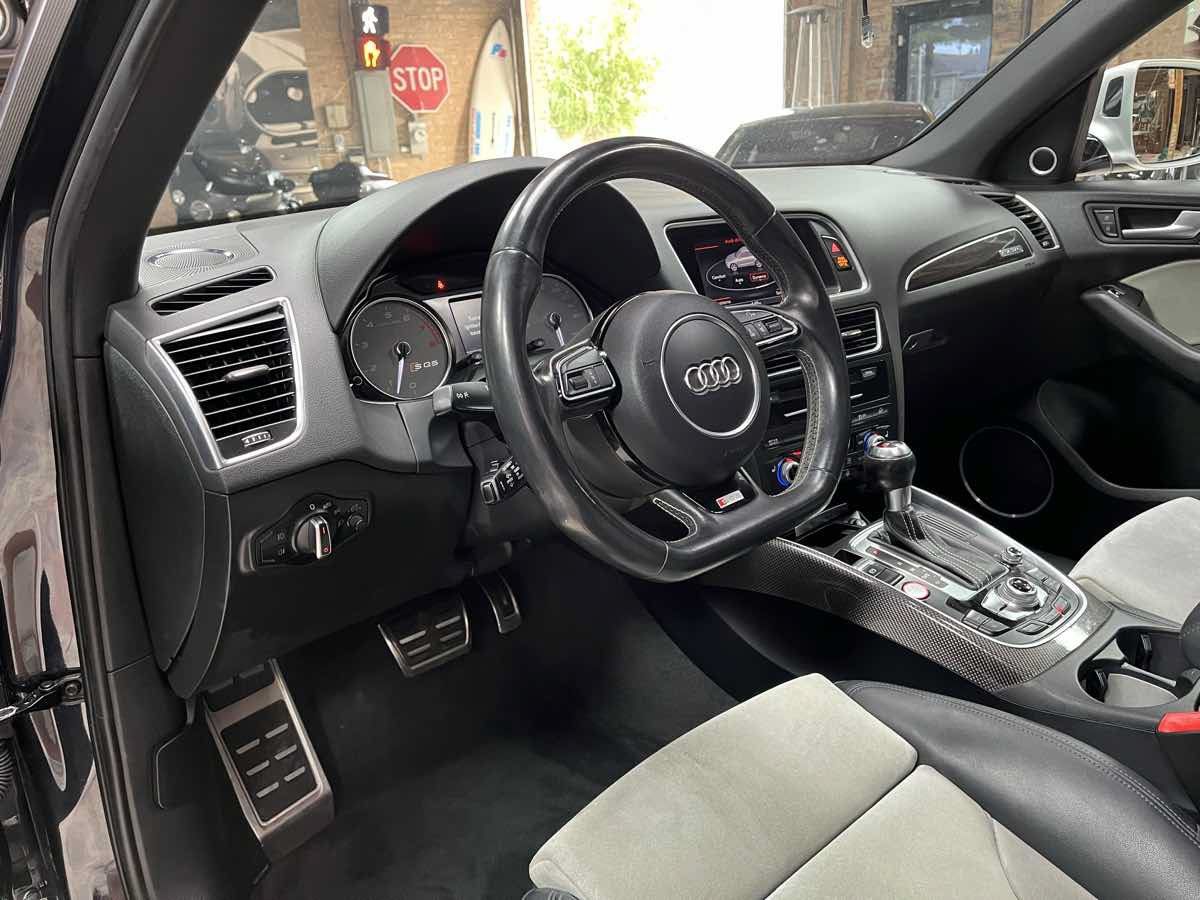 Used 2017 Audi SQ5 Prestige AWD/4WD image 9