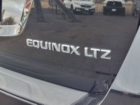 Used 2016 Chevrolet Equinox LTZ w/ Enhanced Convenience Package image 21