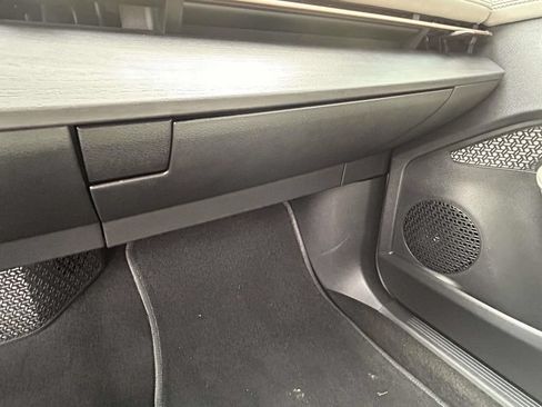Used 2023 Nissan Ariya FWD image 36