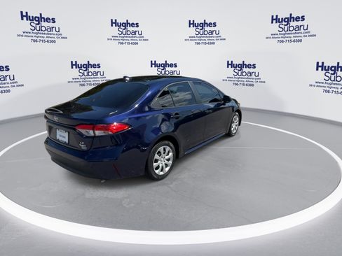 Used 2024 Toyota Corolla LE FWD image 11