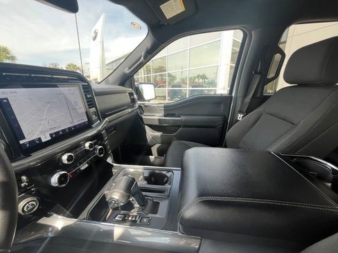 Used 2023 Ford F150 4x4 SuperCrew image 19