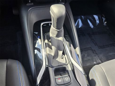 Used 2020 Toyota Corolla XSE image 19