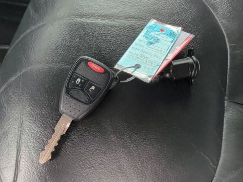 Used 2018 Jeep Wrangler Unlimited Sahara AWD/4WD image 30