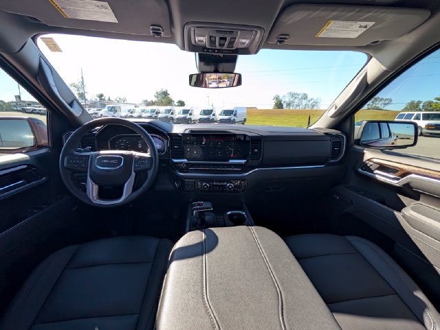 Used 2026 GMC Sierra 1500 Elevation w/ Elevation Premium Package AWD/4WD image 12