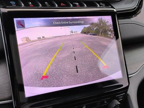 Used 2023 Jeep Grand Cherokee 4WD 4xe image 21