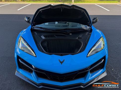 Used 2024 Chevrolet Corvette Z06 RWD image 38