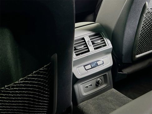 Used 2023 Audi Q5 2.0T Premium w/ Convenience Package image 23