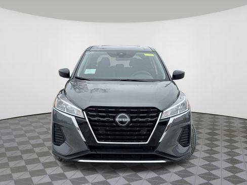 Used 2025 Nissan Kicks Play S image 18