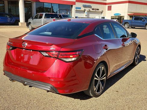 Used 2021 Nissan Sentra SR image 4