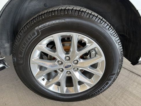 Used 2021 Ford Expedition XLT RWD image 24