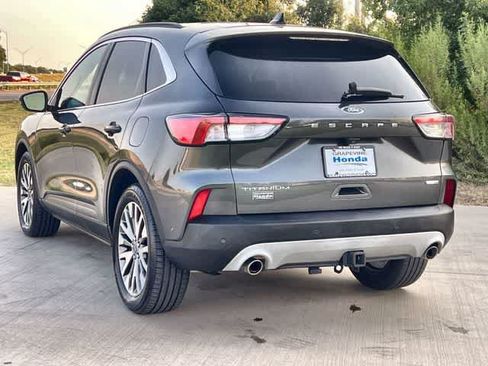 Used 2020 Ford Escape Titanium AWD/4WD image 5