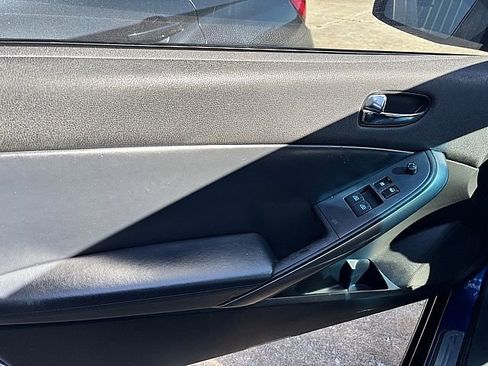 Used 2008 Nissan Altima 3.5 SE w/ Premium Pkg image 8