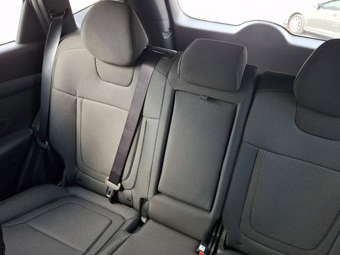 New 2026 Hyundai Tucson SE image 13