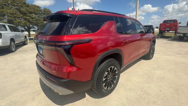 Certified 2026 Chevrolet Traverse Z71 w/ Driver Confidence Package AWD/4WD image 8