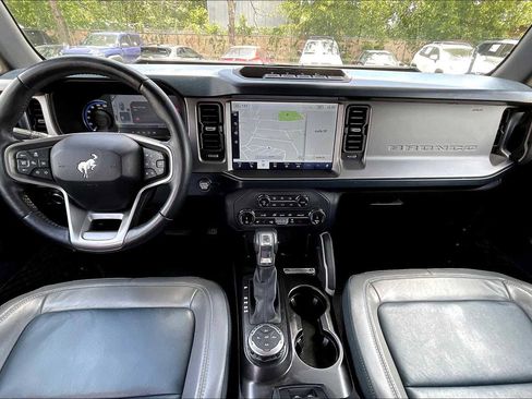 Used 2022 Ford Bronco Outer Banks w/ Sasquatch Package image 14