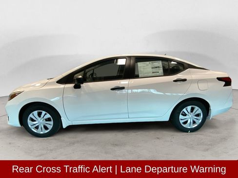 Used 2025 Nissan Versa S w/ Trunk Package FWD image 2