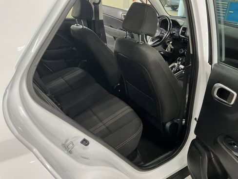 Certified 2022 Hyundai Venue SEL image 14