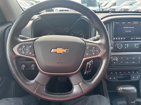 Used 2021 Chevrolet Colorado Z71 w/ Safety Package AWD/4WD image 19