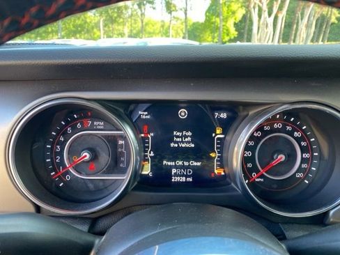 Used 2021 Jeep Gladiator Sport w/ Auxiliary Switch Group image 38