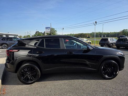 Used 2024 Chevrolet Trax ACTIV image 4