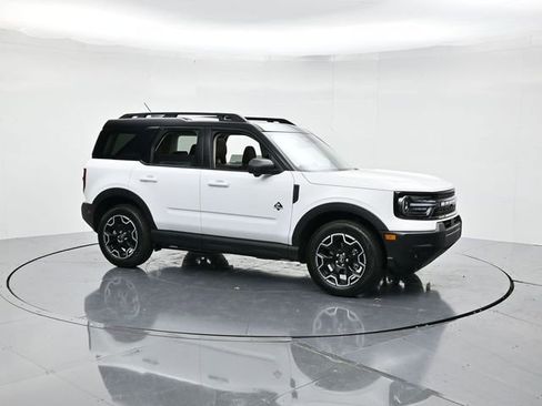 New 2025 Ford Bronco Sport Outer Banks w/ Outer Banks Tech Package+ image 4