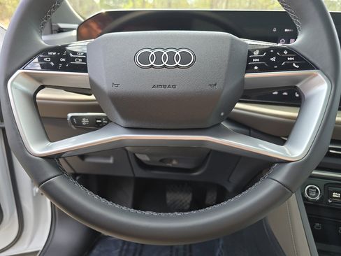 Certified 2025 Audi Q5 Premium Plus w/ Premium Plus AWD/4WD image 41