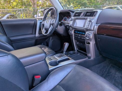 Used 2018 Toyota 4Runner Limited image 20