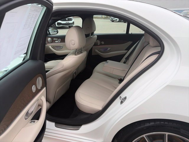 Used 2022 Mercedes-Benz E 450 4MATIC Sedan image 18