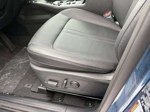 New 2026 Kia Sorento EX AWD/4WD image 8
