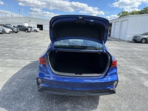 Used 2024 Kia Forte LXS w/ LXS Technology Package FWD image 21