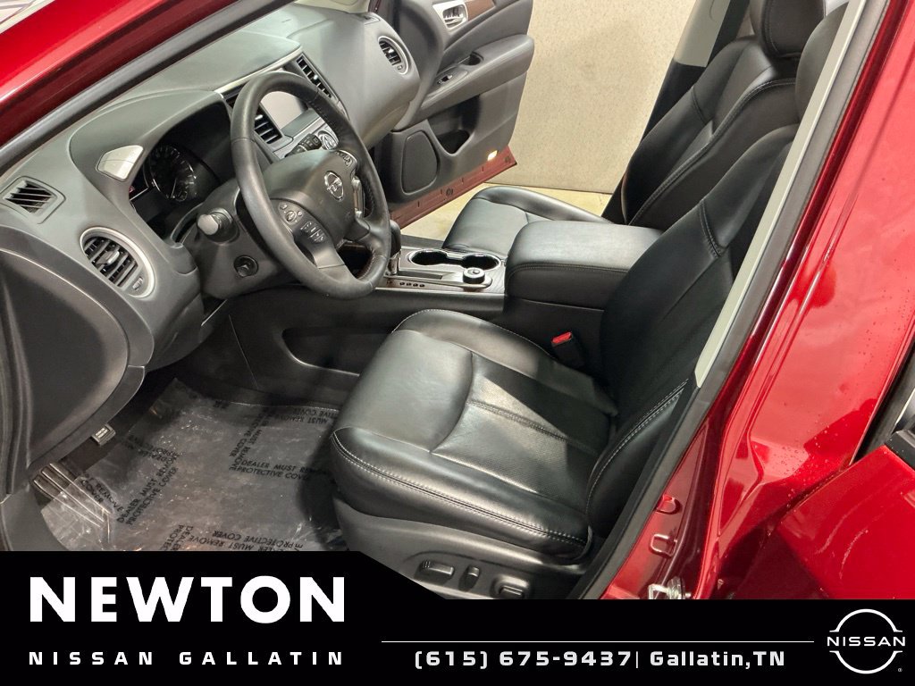Used 2020 Nissan Pathfinder Platinum AWD/4WD image 6