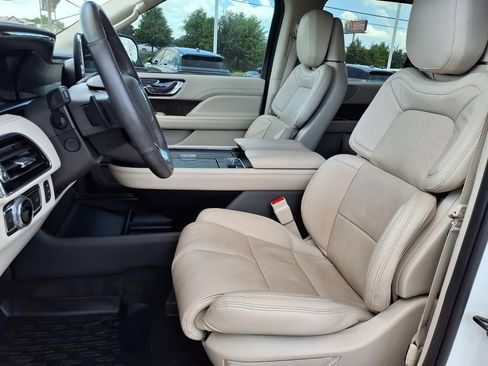 Used 2021 Lincoln Navigator Reserve RWD image 24
