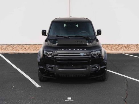 Used 2024 Land Rover Defender 110 V8 image 6