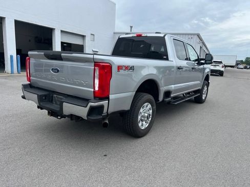 Used 2024 Ford F250 XLT AWD/4WD image 12