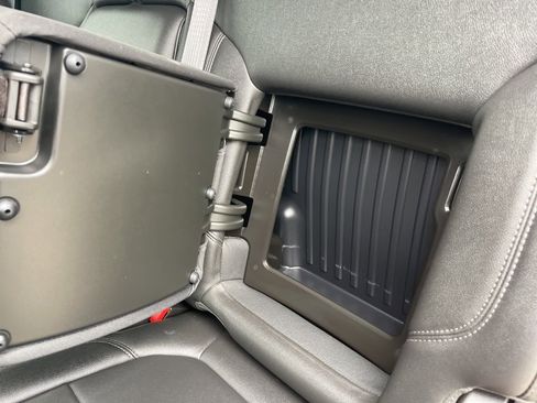 Certified 2021 Chevrolet Silverado 1500 RST w/ Convenience Package II image 18