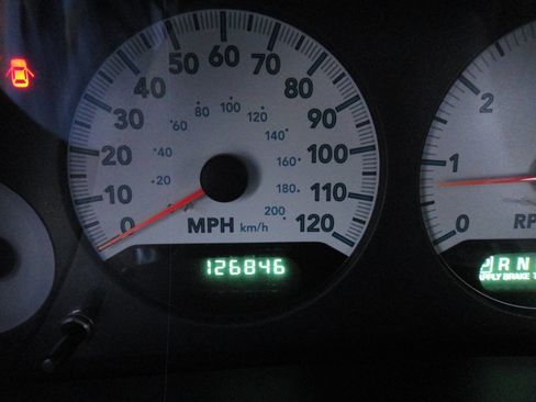 Used 2007 Dodge Grand Caravan SXT w/ Leather Interior Group image 19